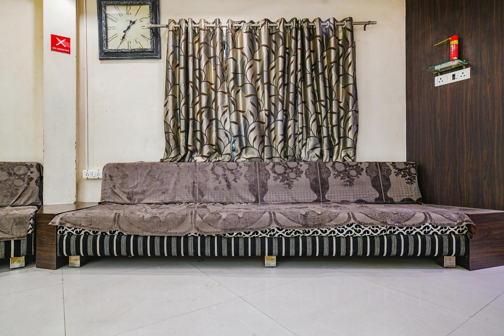 Fabhotel Shivam Palace- Near Mahakal Mandir Ujjain Buitenkant foto